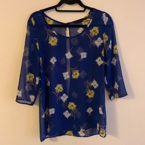 3/4 Sleeve Floral Top - Open Back